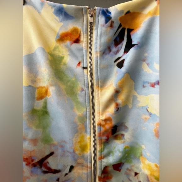 J.O.A floral front zip pencil skirt size medium excellent condition knee length - Picture 4 of 8